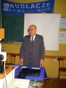 prof. dr hab. Konrad Rudnicki podczas wykładu
